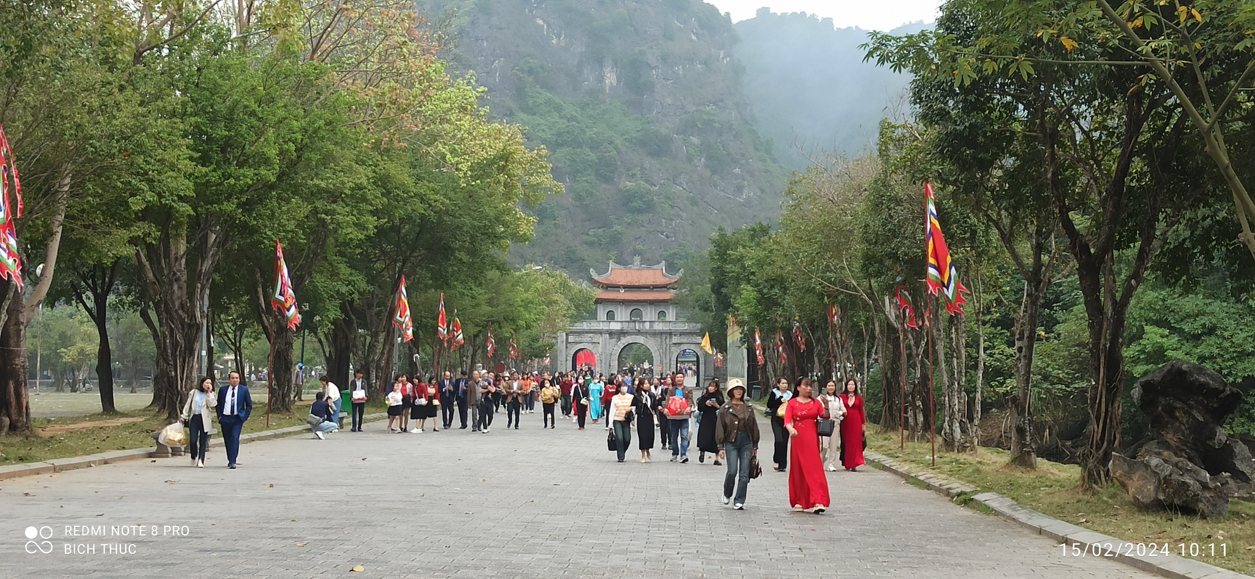 Khách đến tham quan Ninh Bình tăng mạnh dịp Tết Nguyên đán Giáp Thìn 2024