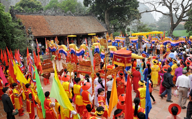 Hoa Lu Ancient Festival