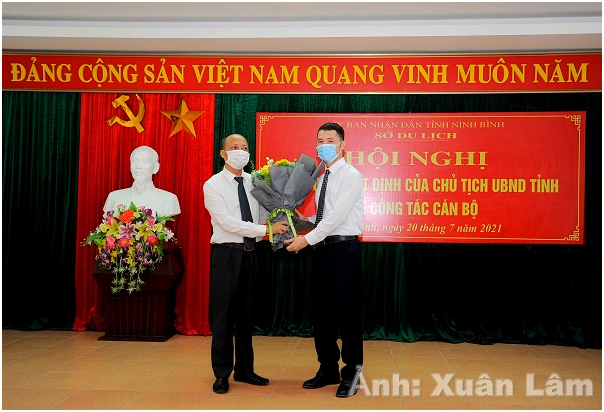 Hội nghị công bố Quyết định của Chủ tịch UBND tỉnh Ninh Bình về công tác cán bộ