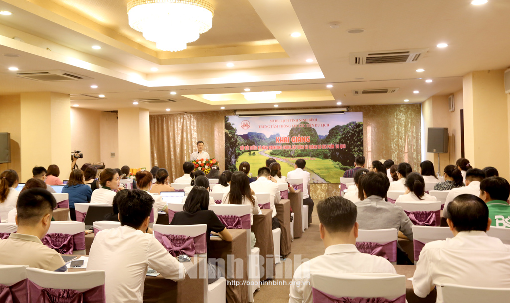 Develop high-quality tourism workforcein NinhBinh province during the tourism recovery period
